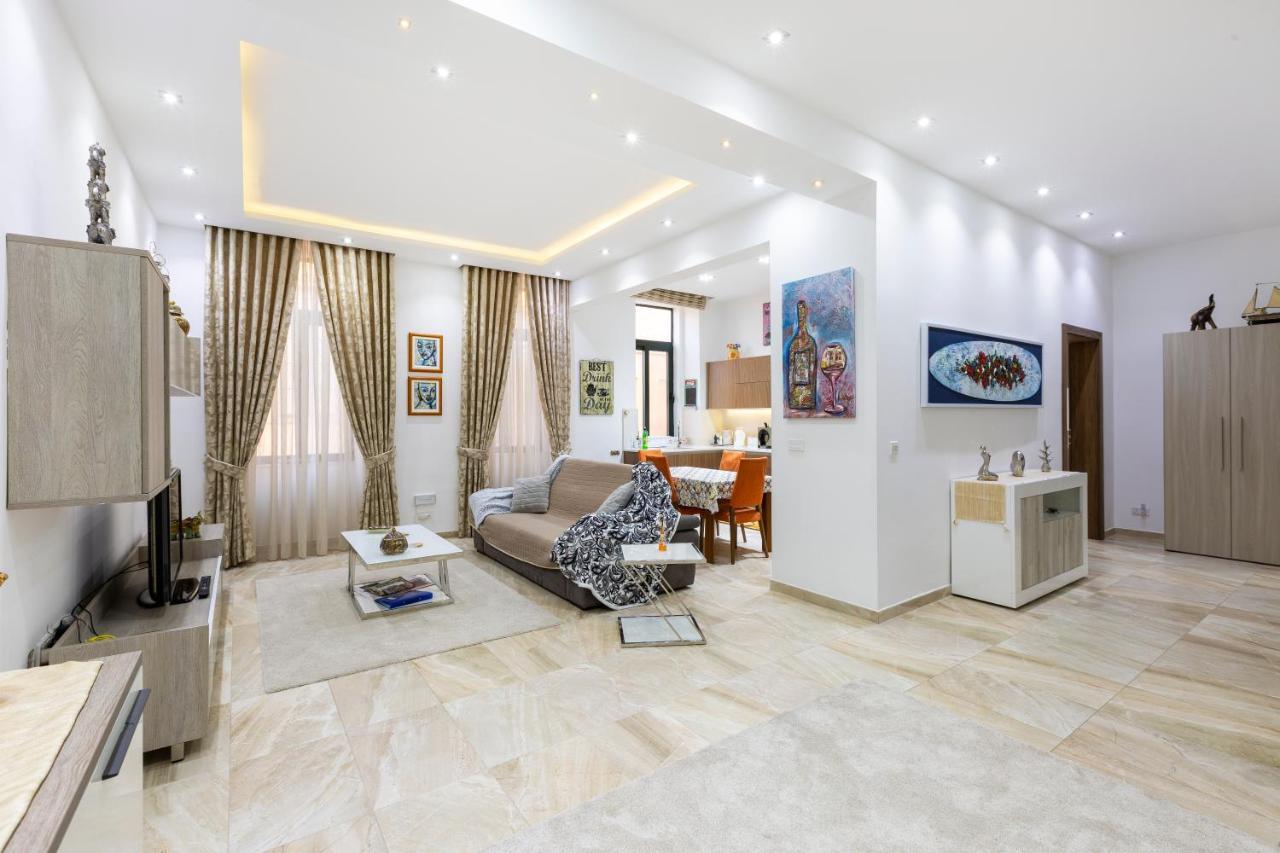 Valletta Large 3 Bedroom Екстериор снимка